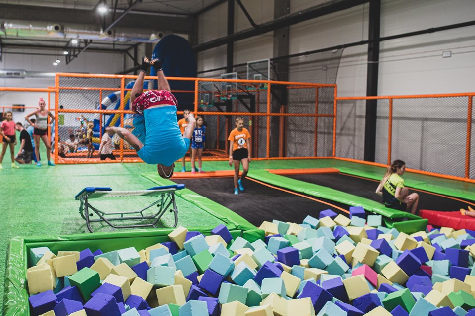 Zajęcia dla dzieci PODWAJAMY PONIEDZIAŁEK Park trampolin Jump Arena w Warszawie